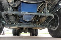 福田 欧曼GTL 9系重卡 336马力 6X4 5.6米新型环保渣土车