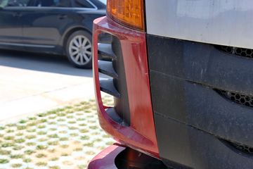 ���� ŷ����5ϵ�п� 170���� 4X2 6.2���Ű������ػ���ͼƬ