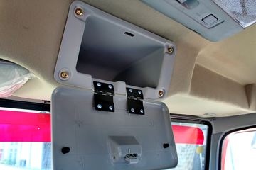 ���� ŷ����5ϵ�п� 170���� 4X2 6.2���Ű������ػ���ͼƬ