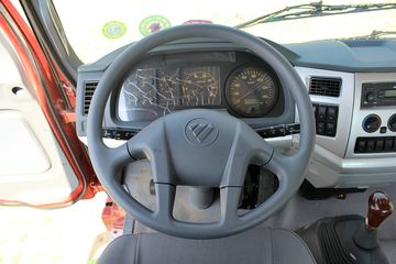 ���� ŷ����5ϵ�п� 170���� 4X2 6.2���Ű������ػ���ͼƬ