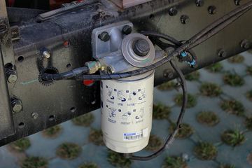 ���� ŷ����5ϵ�п� 170���� 4X2 6.2���Ű������ػ���ͼƬ