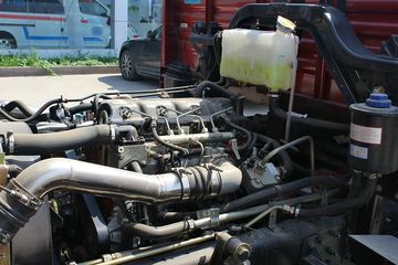 ���� ŷ����5ϵ�п� 170���� 4X2 6.2���Ű������ػ���ͼƬ