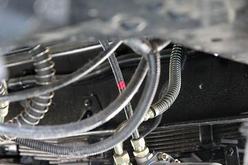 ���� ŷ����5ϵ�п� 170���� 4X2 6.2���Ű������ػ���ͼƬ