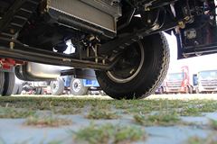 福田 欧马可5系中卡 170马力 4X2 6.2米排半栏板载货车(BJ1139VJPEK-A1) 福田 欧马可5系中卡 170马力 4X2 6.2米排半栏板载货车(BJ1139VJPEK-A1)