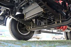 福田 欧马可5系中卡 170马力 4X2 6.2米排半栏板载货车(BJ1139VJPEK-A1) 福田 欧马可5系中卡 170马力 4X2 6.2米排半栏板载货车(BJ1139VJPEK-A1)