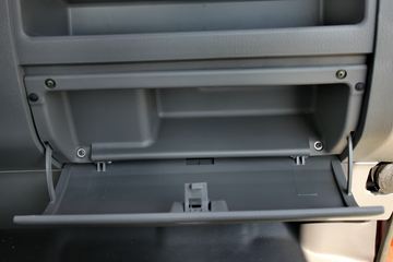 ���� ŷ����3ϵ 143���� 4.165�׵����Ῠ����(BJ5049XXY-A3)ͼƬ