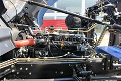 福田 欧曼ETX 6系重卡 245马力 6X2 9.53米厢式载货车底盘(BJ5257XXY-XA)