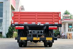 东风 多利卡D8 136马力 4X2 6.12米排半栏板载货车(DFA1140L11D6)