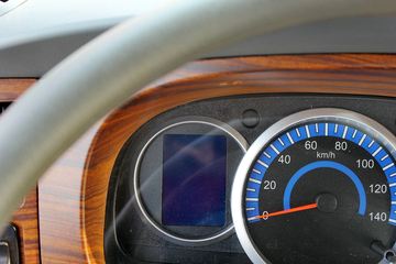 ���� ������D8 136���� 4X2 6.12���Ű������ػ���ͼƬ