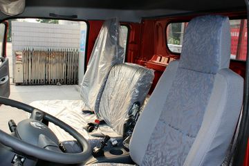 ���� ������D8 136���� 4X2 6.12���Ű������ػ���ͼƬ