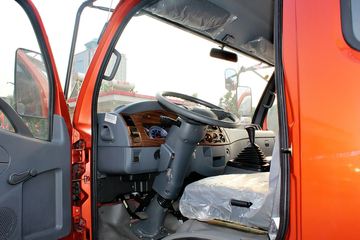 ���� ������D8 136���� 4X2 6.12���Ű������ػ���ͼƬ