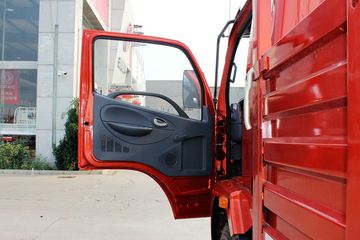 ���� ������D8 136���� 4X2 6.12���Ű������ػ���ͼƬ