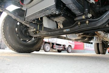  D8 136 4X2 6.12Űػ(DFA1140L11D6)ͼƬ