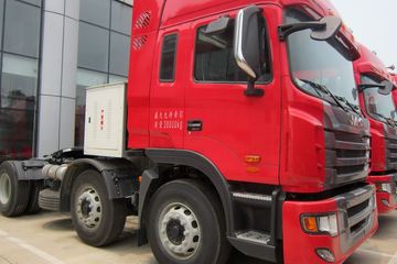 江淮 格尔发K3重卡 336马力 6X2 LNG牵引车(HFC4241P1N5C29F)