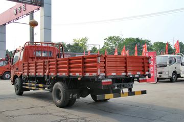  D8 150 4X2 5.2Űػ(DFA1090L13D4)ͼƬ