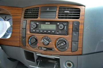 ���� ������D8 150���� 4X2 5.2���Ű������ػ���ͼƬ