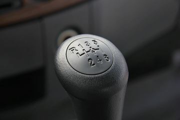 ���� ������D8 150���� 4X2 5.2���Ű������ػ���ͼƬ