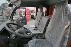 东风 多利卡D8 150马力 4X2 5.2米排半栏板载货车(DFA1090L13D4)
