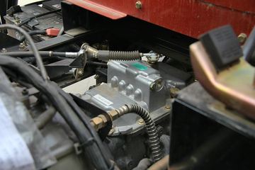 ���� ������D8 150���� 4X2 5.2���Ű������ػ���ͼƬ