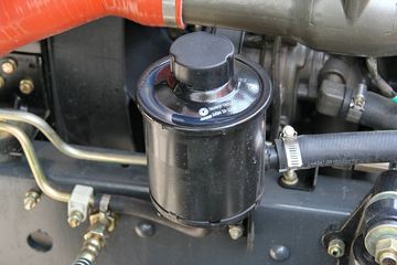 ���� ������D8 150���� 4X2 5.2���Ű������ػ���ͼƬ