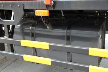 ���� ������D8 150���� 4X2 5.2���Ű������ػ���ͼƬ