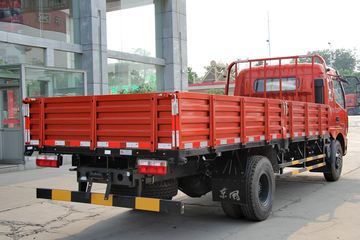  D8 150 4X2 5.2Űػ(DFA1090L13D4)ͼƬ
