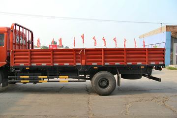  D8 150 4X2 5.2Űػ(DFA1090L13D4)ͼƬ