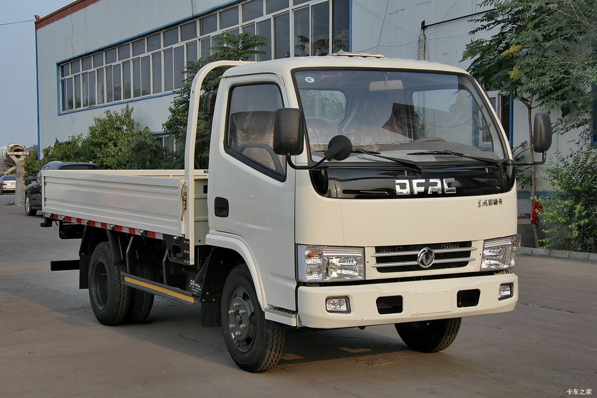 东风 多利卡D5 68马力 3.5米单排栏板轻卡