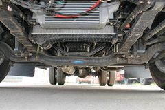 东风 锐铃L 116马力 4.15米单排栏板轻卡(DFA1041S11D2)