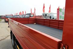 东风 锐铃L 116马力 4.15米单排栏板轻卡(DFA1041S11D2)