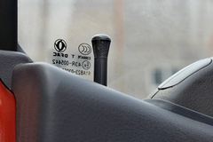 东风 多利卡D7 124马力 5.14米单排栏板轻卡 东风 多利卡D7 124马力 5.14米单排栏板轻卡