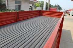 东风 凯普特C 140马力 6.2米排半栏板轻卡(DFA1140L11D6)