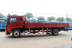 跃进 超越C500中卡 180马力 4X2 6.7米排半栏板载货车(NJ1131ZQDDWZ)