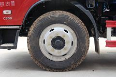 跃进 超越C500中卡 180马力 4X2 6.7米排半栏板载货车(NJ1131ZQDDWZ)