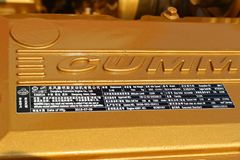 东风康明斯ISL9.5-400E40A 400马力 9.5L 国四 柴油发动机