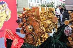 东风康明斯ISZ450 41 450马力 13L 国四 柴油发动机