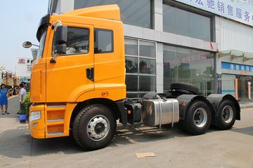 汉马H6&nbsp;牵引车外观                                                图片