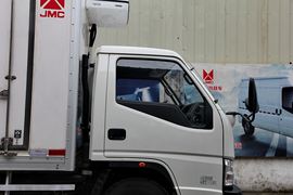 新凯运&nbsp;冷藏车外观图片