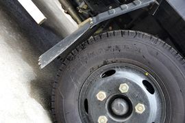 新凯运&nbsp;冷藏车底盘图片