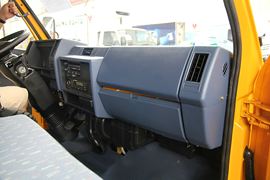 经典顺达&nbsp;自卸车驾驶室                                               图片