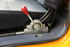 江铃 经典顺达 109马力 3.88米自卸车(JX3045XG2)