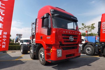上汽红岩 杰狮M100重卡 390马力 6X2 LNG牵引车(CQ4256HTG303TC)