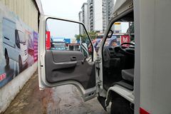 江铃 新顺达 109马力 4.21米单排厢式轻卡(JX5044XXYXGE2)