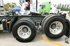 中国重汽 汕德卡SITRAK C7H重卡 440马力 6X2R牵引车(彩绘后提升桥)(ZZ4256V323HD1)