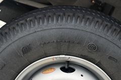 东风 小霸王V 82马力 3.3米单排栏板微卡