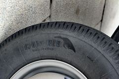 东风 小霸王V 82马力 3.3米单排栏板微卡