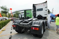 中国重汽 HOWO T7H重卡 440马力 6X4牵引车(白色)(ZZ4257V324HD1B)