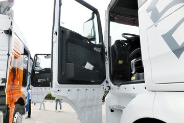 �й����� �ǵ¿�SITRAK C7H�ؿ� 480���� 6X4ǣ����ͼƬ