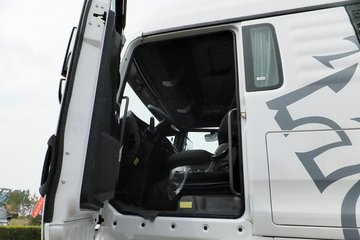 �й����� �ǵ¿�SITRAK C7H�ؿ� 480���� 6X4ǣ����ͼƬ