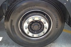 北奔 V3HT重卡 430马力 6X2牵引车(中提升桥)